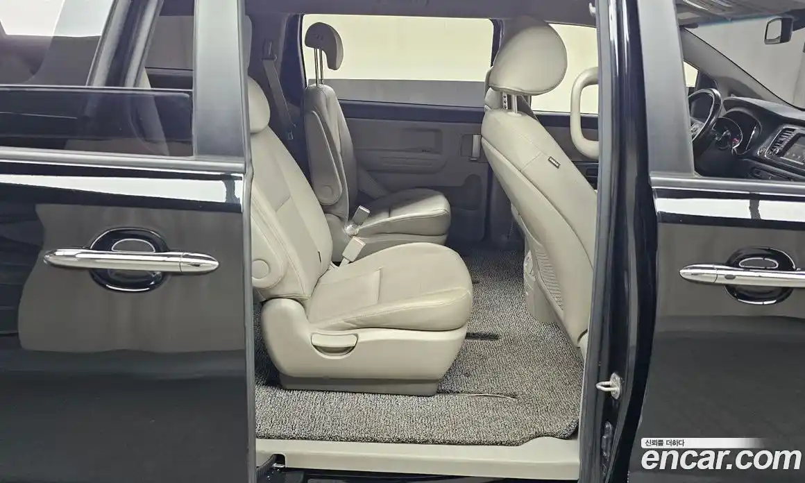 Kia Canival 2020 2.2 Автомат в Москве № 322132, фото 11