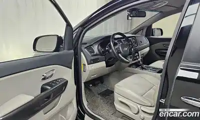 Kia Canival 2020 2.2 Автомат в Москве № 322132, миниатюра 4