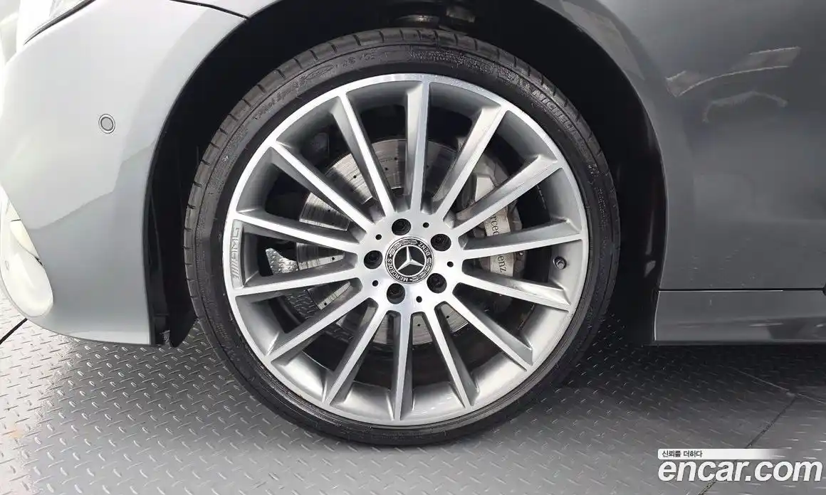 Mercedes-Benz E-Class 2020 3.0 Автомат в Москве № 322252, фото 4