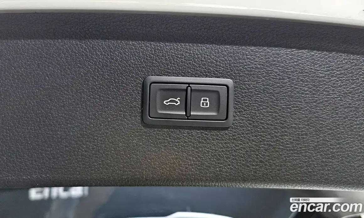 Audi Q5 2023 2.0 Автомат в Москве № 324198, фото 8