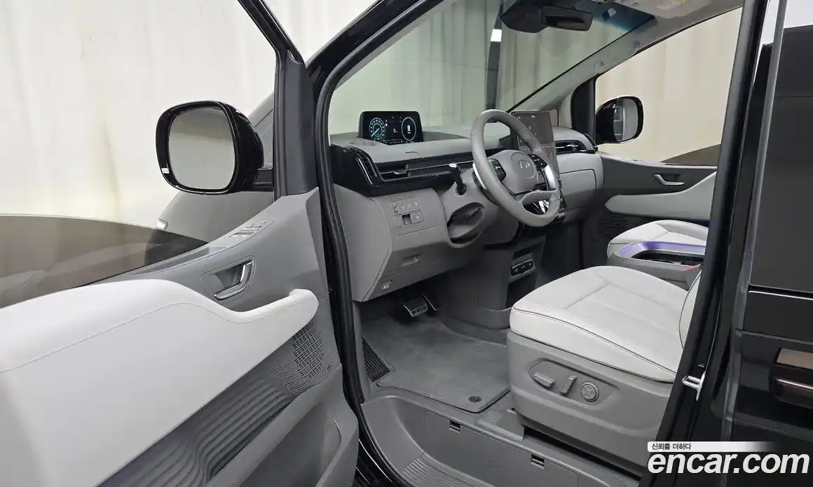 Hyundai Staria 2025 1.6 Автомат в Москве № 330171, фото 19