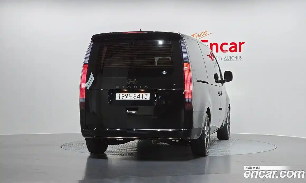 Hyundai Staria 2025 1.6 Автомат в Москве № 330171, фото 3