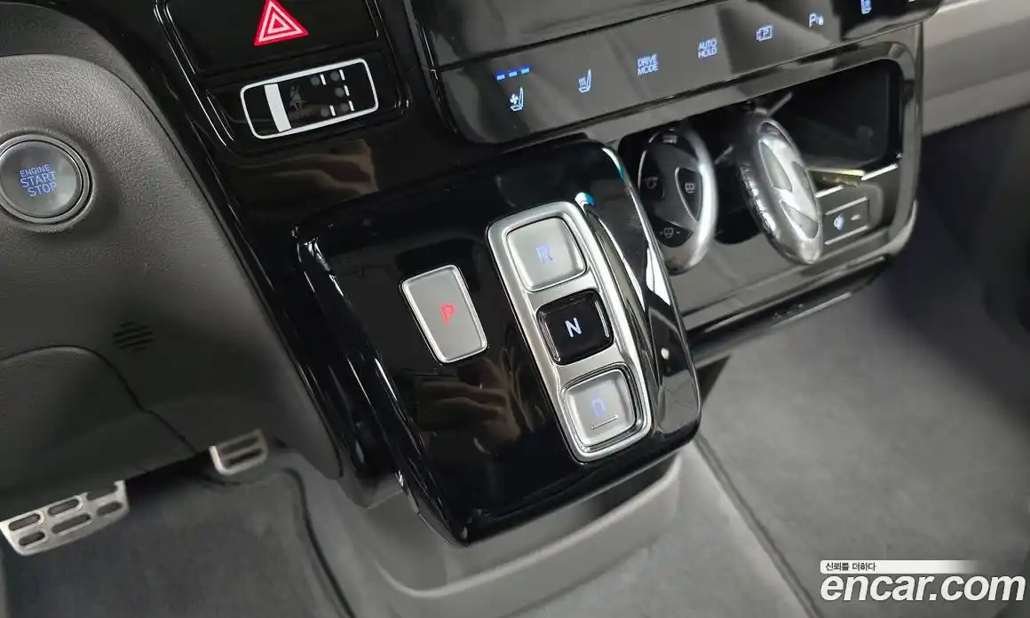 Hyundai Staria 2025 1.6 Автомат в Москве № 330171, фото 7