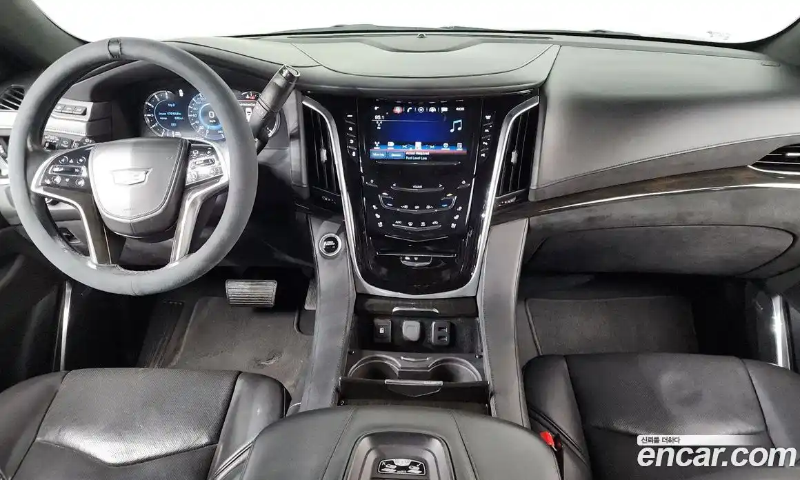 Cadillac Escalade 2018 6.2 Автомат в Москве № 337082, фото 16