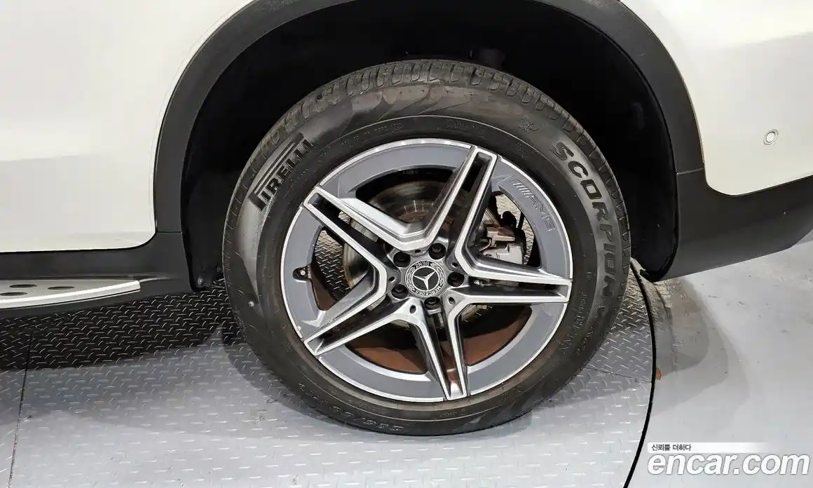 Mercedes-Benz GLC-Class 2023 2.0 Автомат в Москве № 338179, фото 14