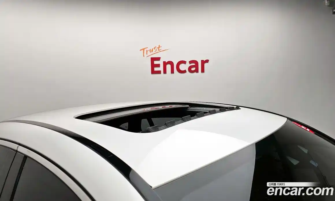 Mercedes-Benz GLC-Class 2023 2.0 Автомат в Москве № 338179, фото 2