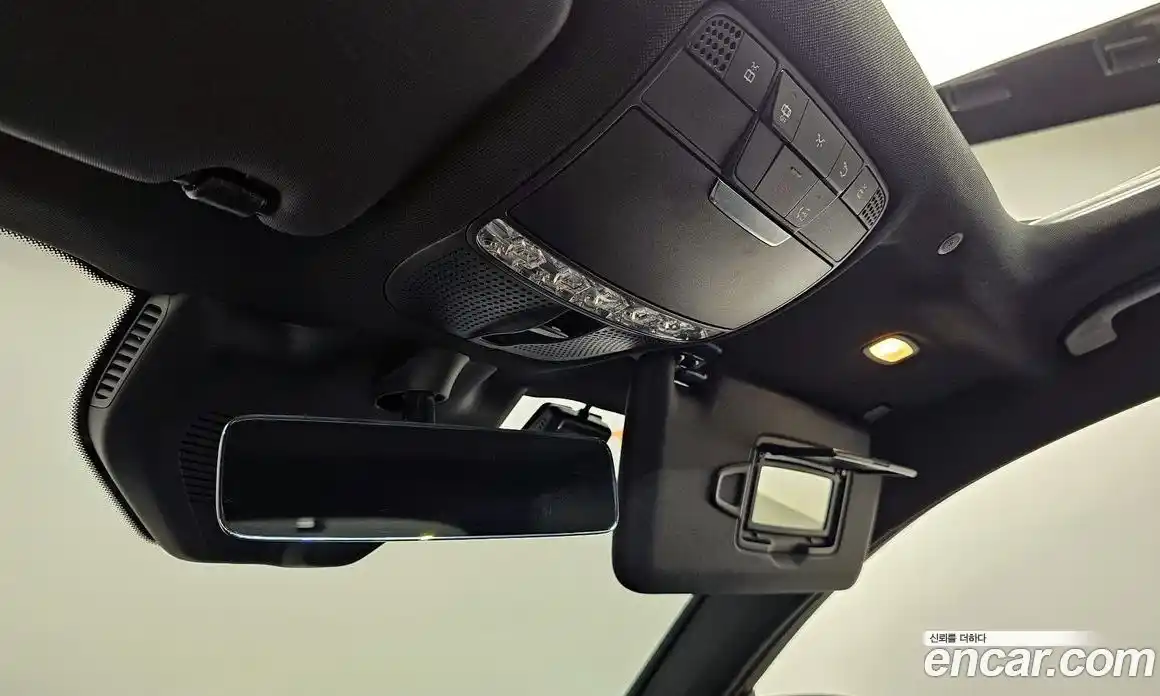 Mercedes-Benz GLC-Class 2023 2.0 Автомат в Москве № 338179, фото 9