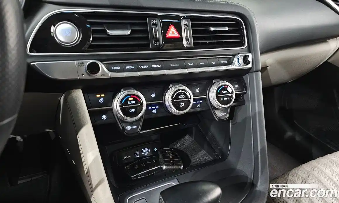 Genesis G70 2020 2.0 Автомат в Москве № 339820, фото 19