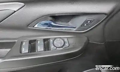 Chevrolet Bolt EV 2022 0.2 Автомат в Москве № 38739, миниатюра 10