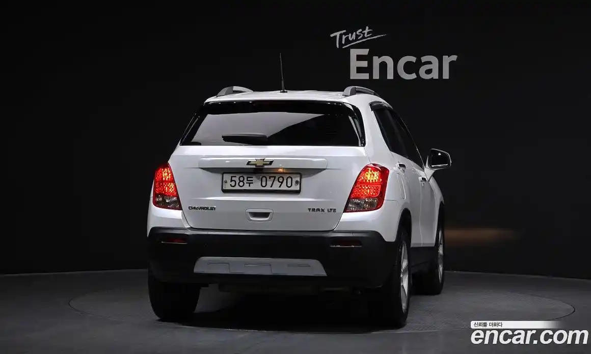 Chevrolet Trax 2016 1.6 Автомат в Москве № 39461, фото 4