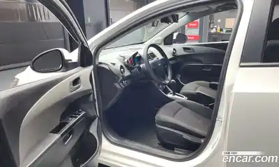Chevrolet Aveo 2014 1.6 Автомат в Москве № 39883, миниатюра 3