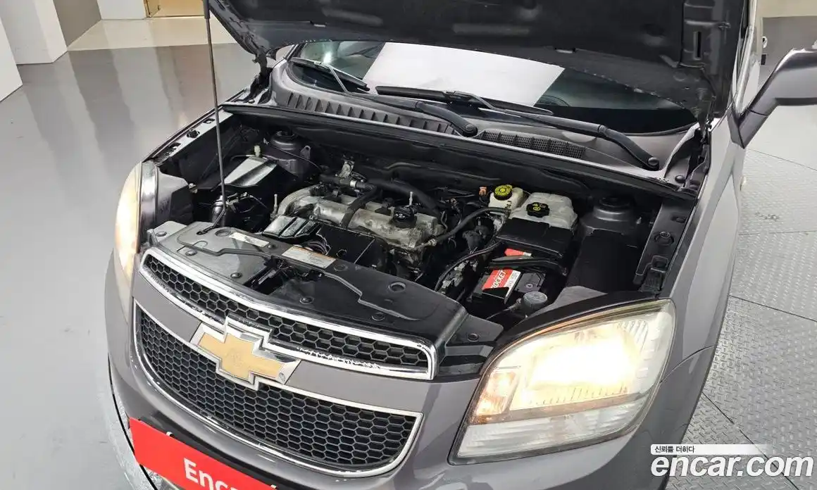 Chevrolet Orlando 2012 2.0 Автомат в Москве № 40812, фото 6