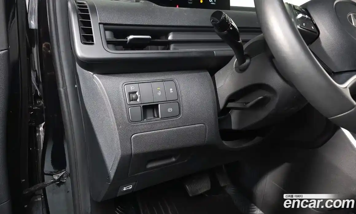 Hyundai Staria 2025 3.5 Автомат в Москве № 49871, фото 3