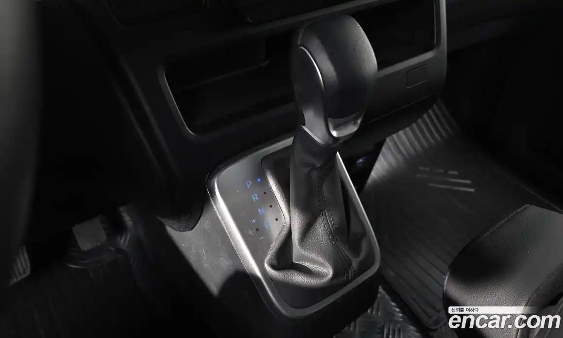 Hyundai Staria 2025 3.5 Автомат в Москве № 49871, фото 8