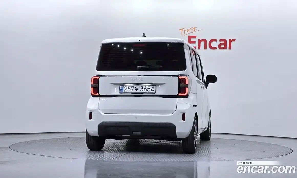 Kia Ray 2024 1.0 Автомат в Москве № 50320, фото 6