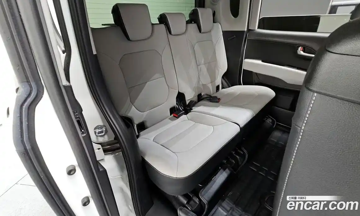 Kia Ray 2024 1.0 Автомат в Москве № 50320, фото 9