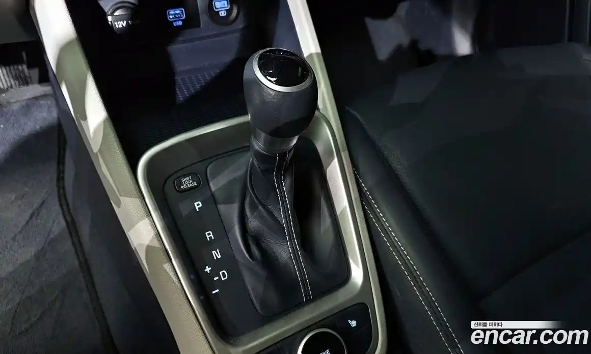 Hyundai Venue 2021 1.6 Автомат в Москве № 5130, фото 15