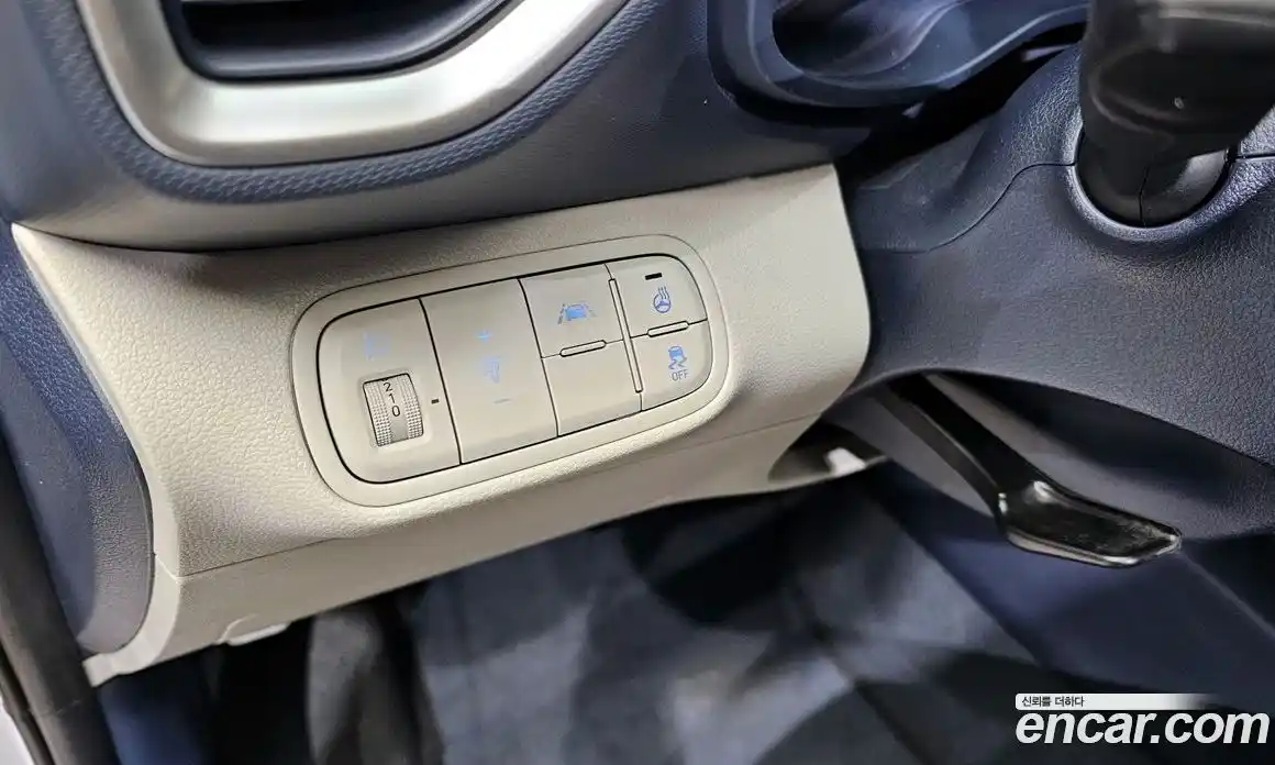 Hyundai Venue 2021 1.6 Автомат в Москве № 5130, фото 18