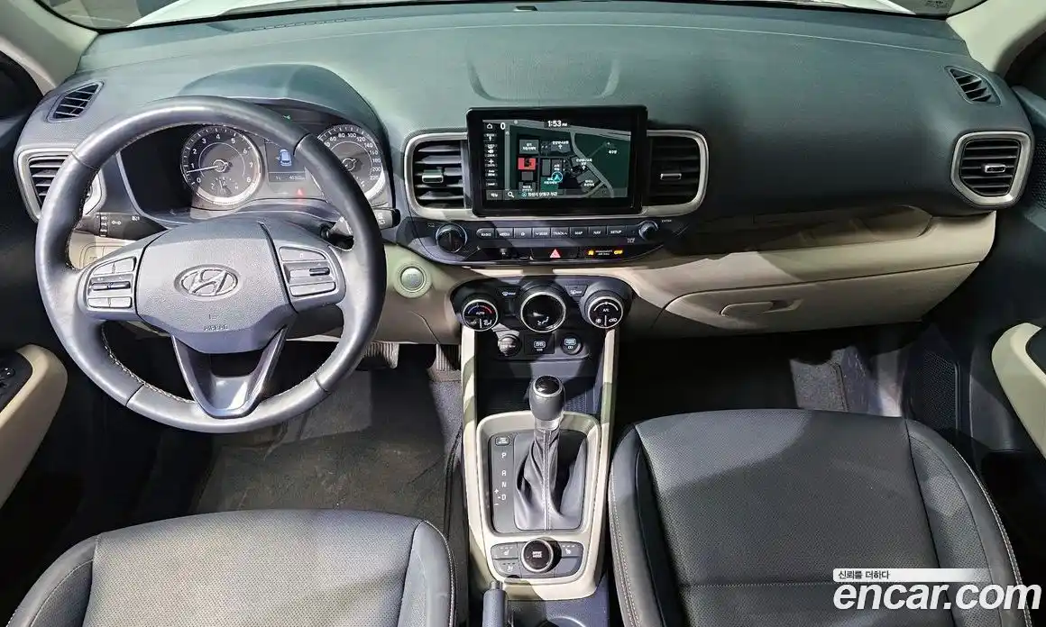 Hyundai Venue 2021 1.6 Автомат в Москве № 5130, фото 5