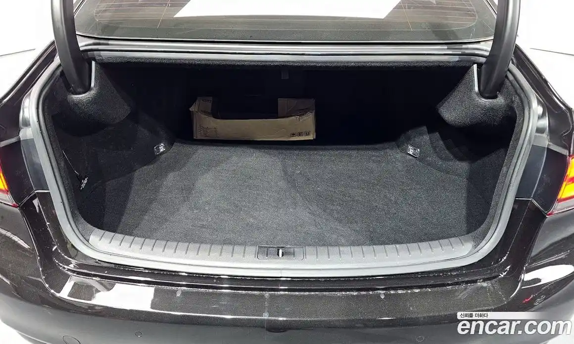 Genesis G80 2018 3.3 Автомат в Москве № 57339, фото 13