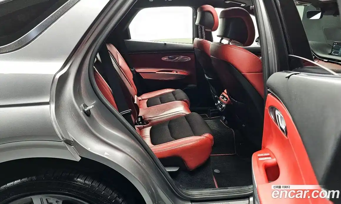 Genesis GV70 2021 2.5 Автомат в Москве № 57856, фото 14