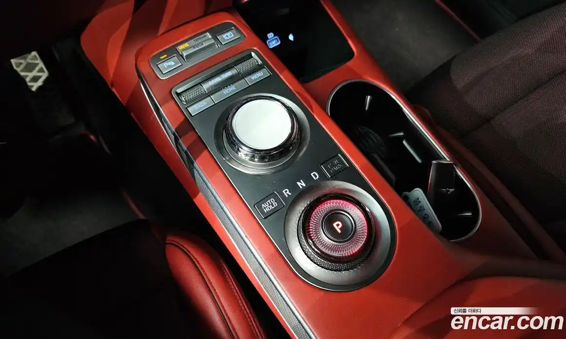 Genesis GV70 2021 2.5 Автомат в Москве № 57856, фото 17