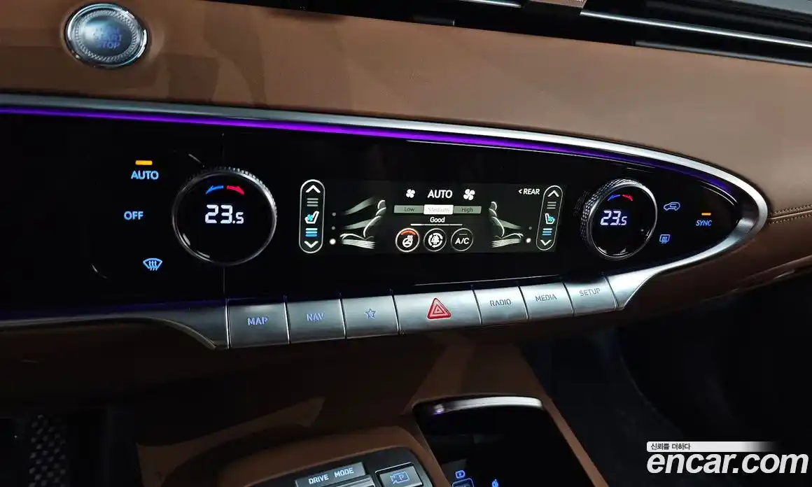 Genesis GV70 2023 2.5 Автомат в Москве № 58391, фото 13