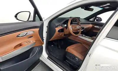 Genesis GV70 2023 2.5 Автомат в Москве № 58391, миниатюра 2