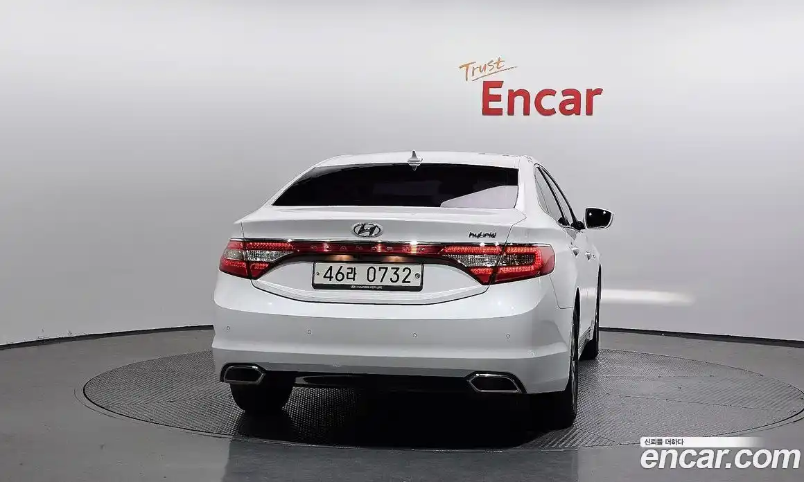 Hyundai Grandeur 2016 2.4 Автомат в Москве № 87717, фото 13