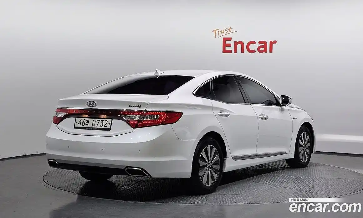 Hyundai Grandeur 2016 2.4 Автомат в Москве № 87717, фото 20