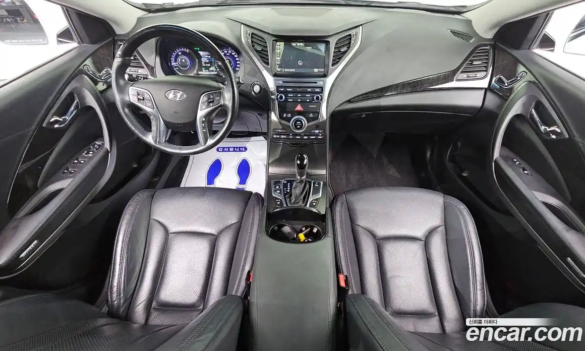 Hyundai Grandeur 2016 2.4 Автомат в Москве № 87717, фото 3