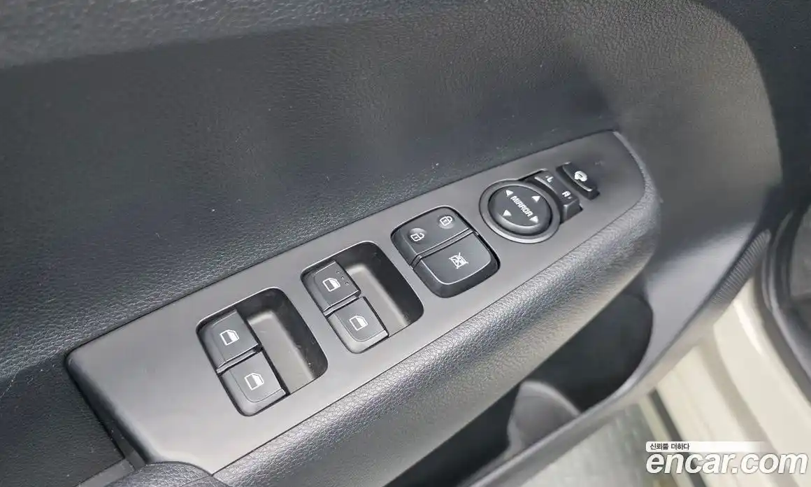 Kia Morning 2023 1.0 Автомат в Москве № 94813, фото 17