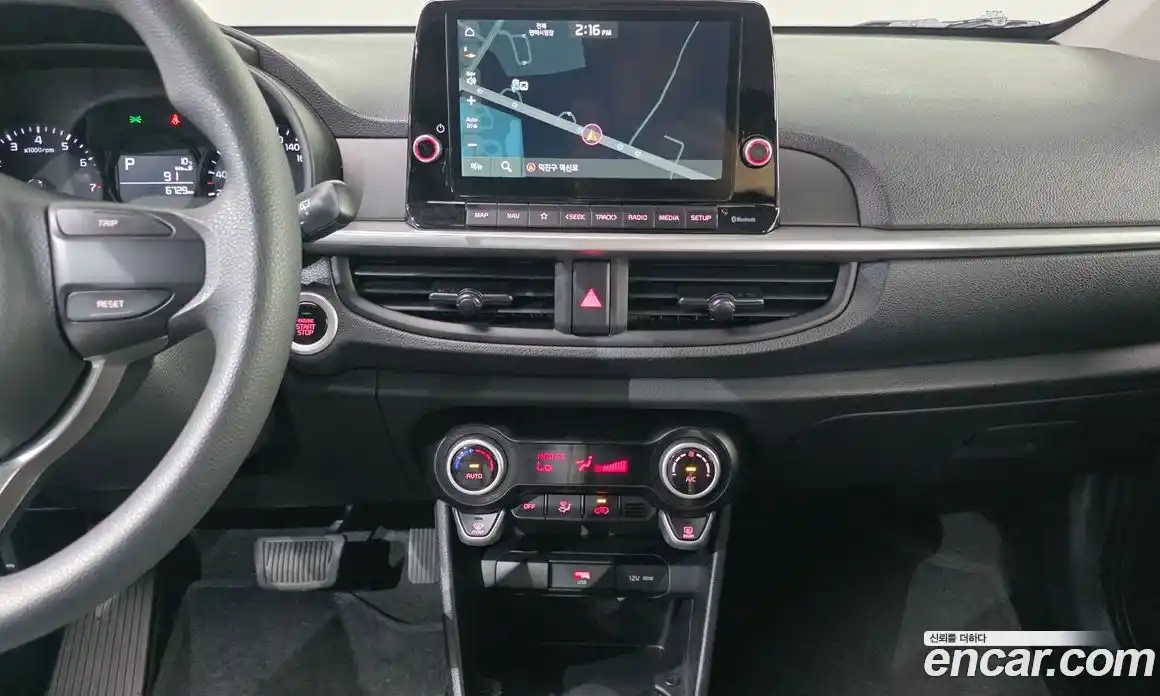 Kia Morning 2023 1.0 Автомат в Москве № 94813, фото 7