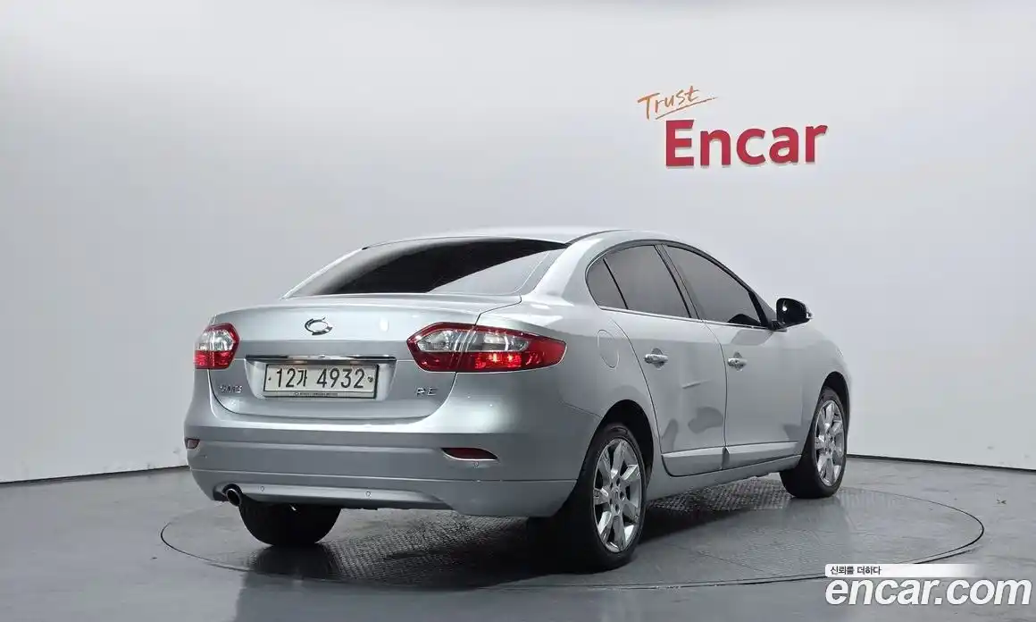 Renault SM3 2011 1.6 Автомат в Москве № 106178, фото 15