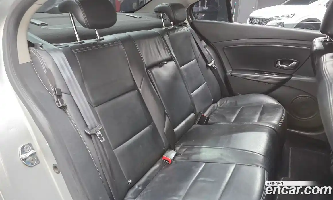 Renault SM3 2011 1.6 Автомат в Москве № 106178, фото 10