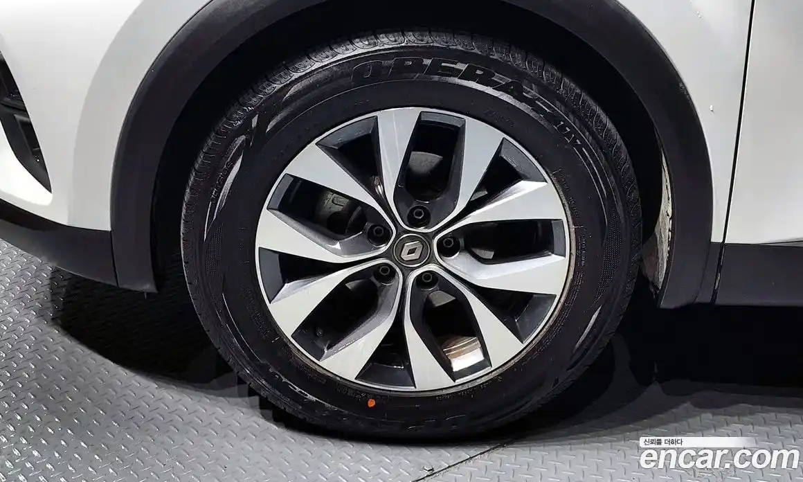 Renault Captur 2021 1.3 Автомат в Москве № 106215, фото 18