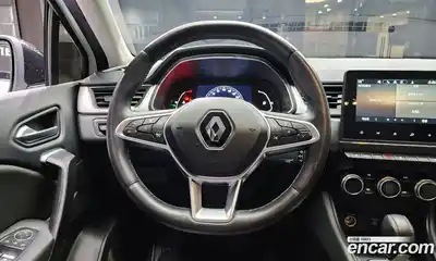 Renault Captur 2021 1.3 Автомат в Москве № 106215, миниатюра 2