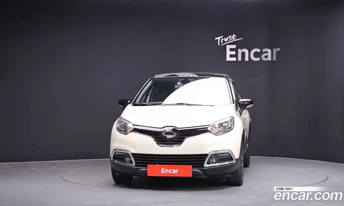 Renault QM3 2015 1.5 Автомат в Москве № 106819, фото 19
