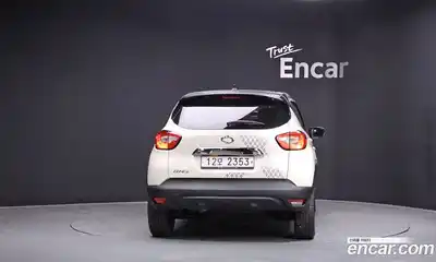 Renault QM3 2015 1.5 Автомат в Москве № 106819, миниатюра 2