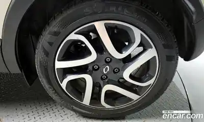 Renault QM3 2015 1.5 Автомат в Москве № 106819, миниатюра 8