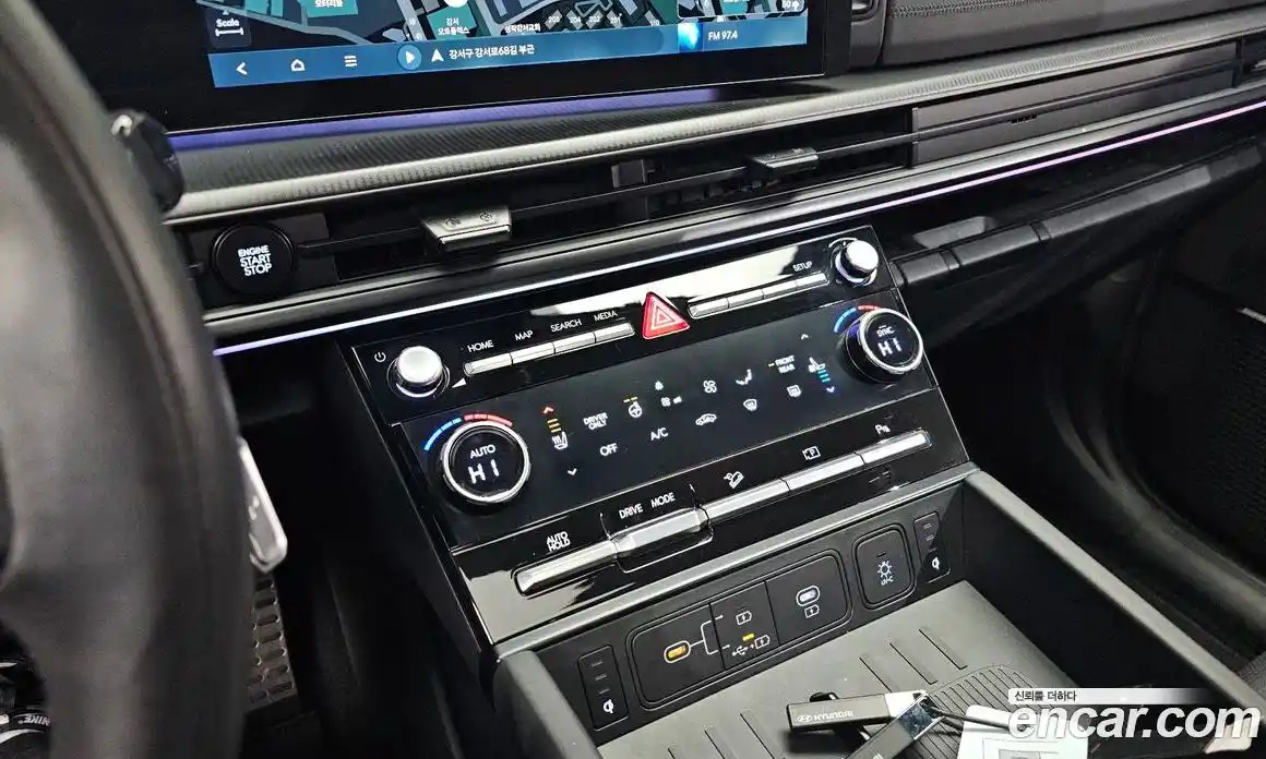 Hyundai Santa Fe 2024 1.6 Автомат в Москве № 107635, фото 10