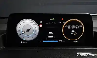 Hyundai Staria, 2025