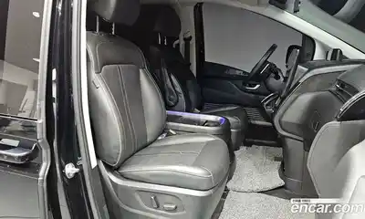 Hyundai Staria 2025 2.2 Автомат в Москве № 108384, миниатюра 5