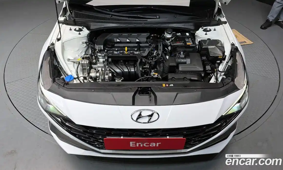 Hyundai Avante 2023 1.6 Автомат в Москве № 108694, фото 17