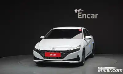 Hyundai Avante 2023 1.6 Автомат в Москве № 108694, миниатюра 3