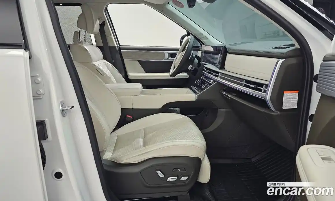 Hyundai Santa Fe 2024 1.6 Автомат в Москве № 109241, фото 8