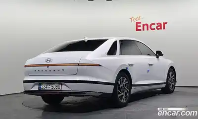 Hyundai Grandeur 2023 1.6 Автомат в Москве № 109643, миниатюра 11