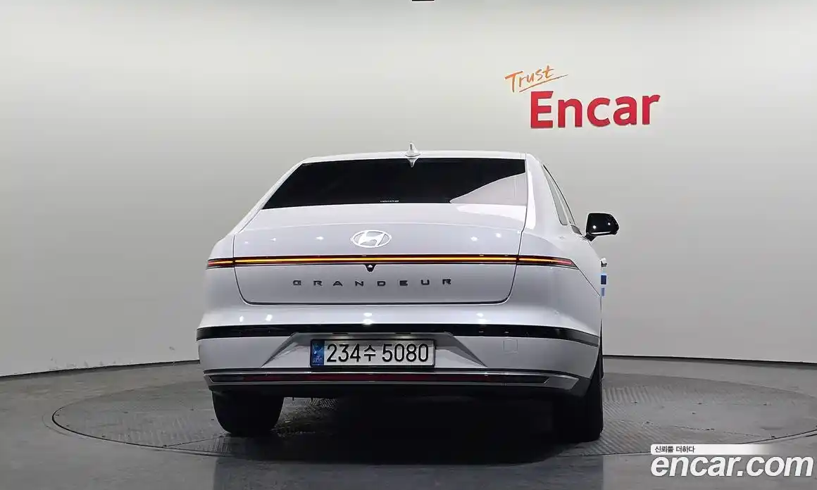 Hyundai Grandeur 2023 1.6 Автомат в Москве № 109643, фото 18