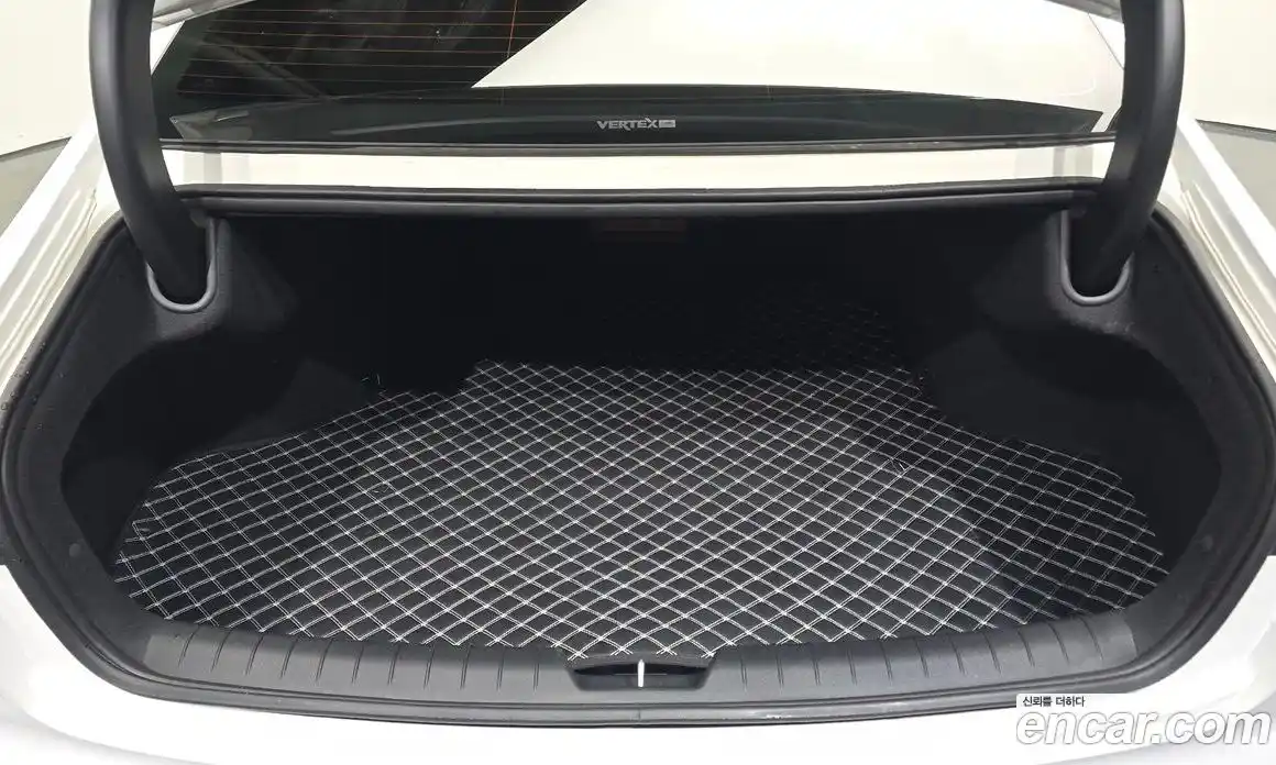 Hyundai Grandeur 2023 1.6 Автомат в Москве № 109643, фото 20