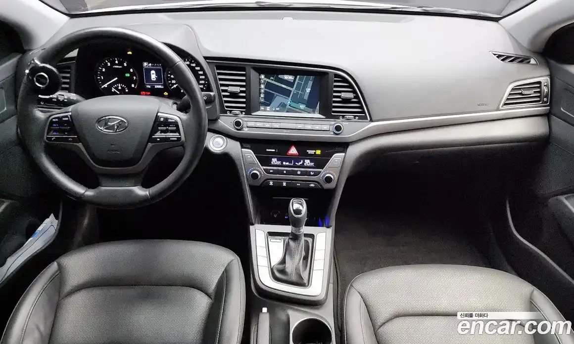 Hyundai Avante 2016 1.6 Автомат в Москве № 109835, фото 15